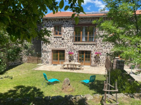 Gîte Saint-Christophe-sur-Dolaison, 4 pièces, 8 personnes - FR-1-582-284